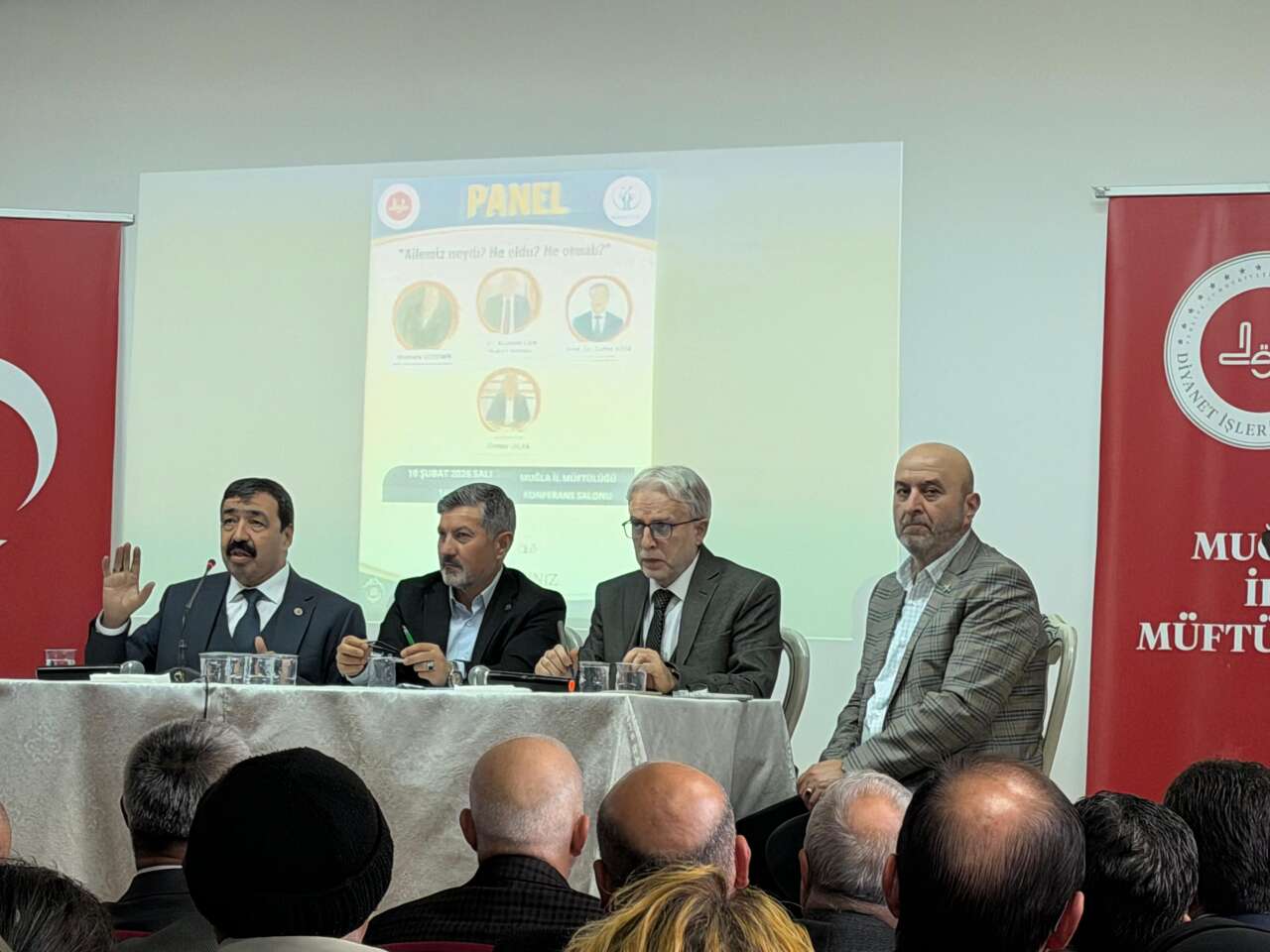 Muğla’da “Ailemiz Neydi? Ne Oldu? Ne Olmalı?” Paneli Düzenlendi 8